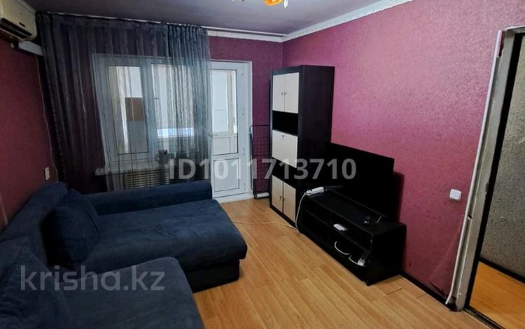 2-комнатная квартира · 45 м² · 5/5 этаж, мкр 5 107 за 10.5 млн ₸ в Актобе — фото 2