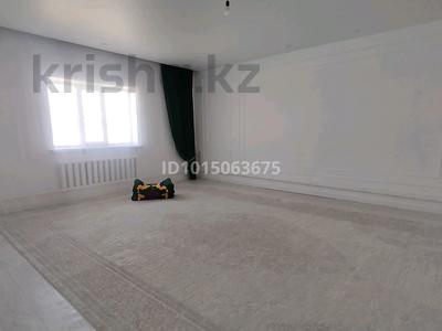 Жеке үй · 4 бөлме · 185 м² · 10 жүзд., Бауырластар 175 — Садик Аян, бағасы: 28 млн ₸ в Актобе, жилой массив Бауырластар
