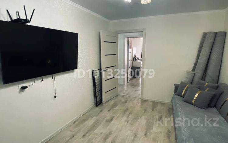 2-комнатная квартира · 44.3 м² · 4/5 этаж, Майкудук, 13й микрорайон 36 за 13 млн ₸ в Караганде, Алихана Бокейханова р-н — фото 2
