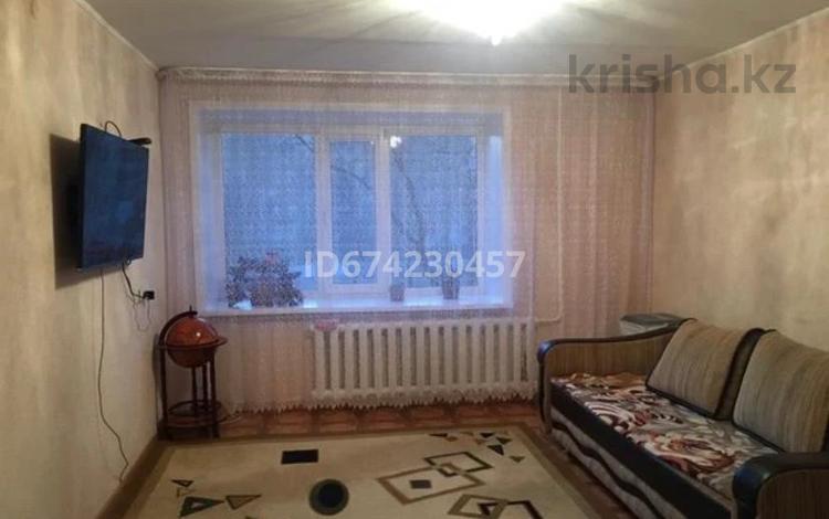 3-комнатная квартира, 60.6 м², 2/10 этаж помесячно, Торайгырова 6 за 150 000 〒 в Павлодаре — фото 2
