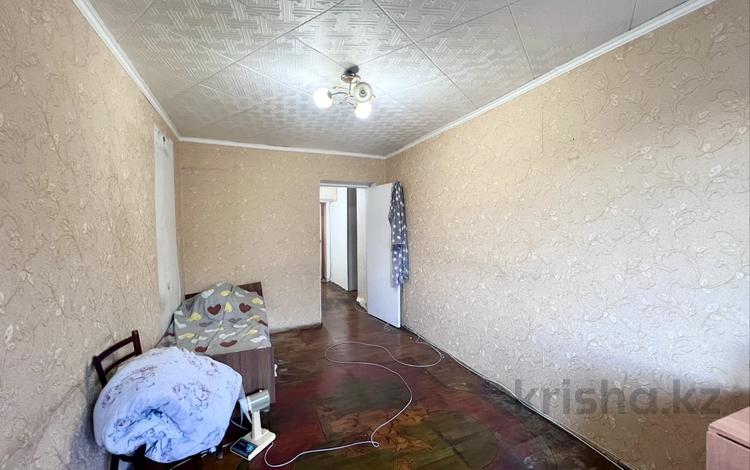 3-комнатная квартира · 60 м² · 4/9 этаж, Кабанбай Батыра 91 за 28 млн ₸ в Усть-Каменогорске — фото 2