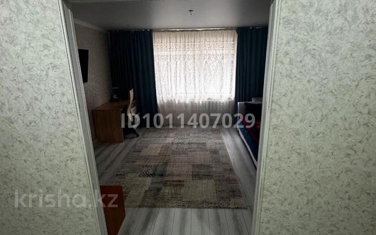 1-бөлмелі пәтер · 40 м² · 1/10 қабат, Степной 3 ш/а. 6/3, бағасы: 15.5 млн ₸ в Караганде, Казыбек би р-н — фото 3