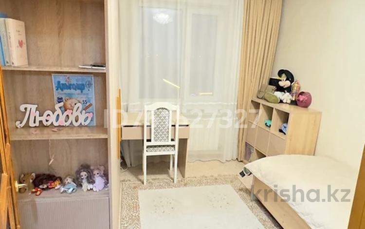 4-комнатная квартира · 78.9 м² · 5/5 этаж, 20 квартал 15 за 28.9 млн 〒 в Семее — фото 5