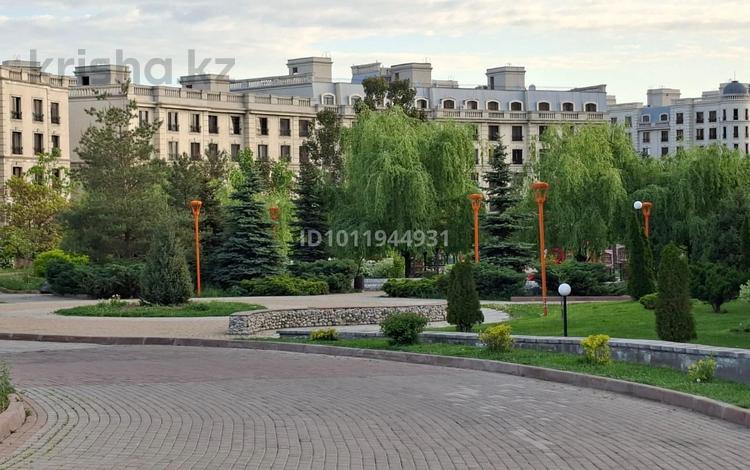 3-комнатная квартира · 138 м² · 2/3 этаж, мкр Мирас, Мкр. Мирас 157/3 — Аскарова и Садыкова за 200 млн ₸ в Алматы, Бостандыкский р-н — фото 2