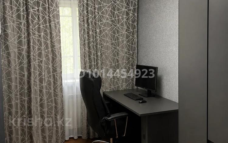 3-комнатная квартира · 57 м² · 2/5 этаж, мкр Новый Город, Пр-т Нуркена Абдирова 39 за 26.5 млн ₸ в Караганде, Казыбек би р-н — фото 2