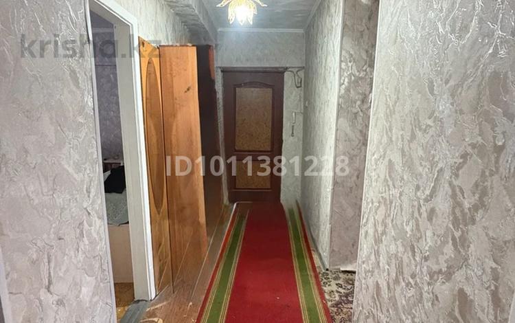 3-бөлмелі пәтер · 67.7 м² · 1/5 қабат, мкр Алатау (ИЯФ) 45 — Жетбаева45, бағасы: 45 млн ₸ в Алматы, Медеуский р-н — фото 2