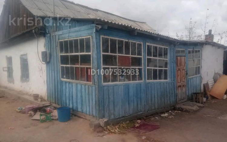 Отдельный дом · 4 комнаты · 100 м² · 8 сот., Кирпичный 7 23 за 5 млн 〒 в Семее — фото 2