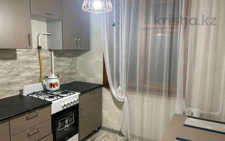 3-бөлмелі пәтер · 60 м² · 4/5 қабат, Ружейникова — Ремзавод, бағасы: 150 000 ₸ в Уральске — фото 2