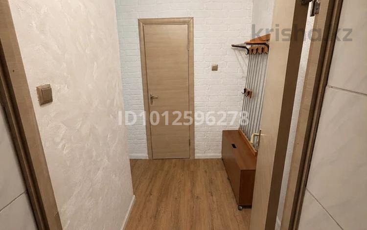 1-комнатная квартира · 37 м² · 1/9 этаж, мкр Аксай-1А 4 за 220 000 ₸ в Алматы, Ауэзовский р-н — фото 5