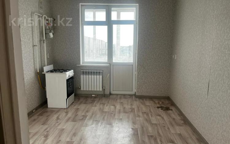 1-комнатная квартира · 56 м² · 5/5 этаж, мкр Бозарык 660/1 за 90 000 ₸ в Шымкенте, Абайский р-н — фото 2