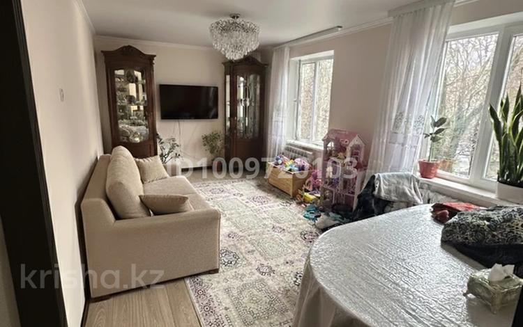 3-бөлмелі пәтер · 57 м² · 4/4 қабат, мкр Коктем-2, Бухар жырау 32/1, бағасы: 42 млн ₸ в Алматы, Бостандыкский р-н — фото 2
