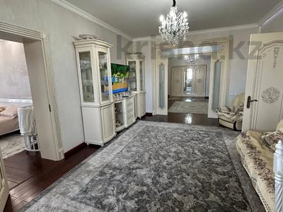 5-комнатная квартира, 210.3 м², 9/10 этаж, Панфилова 84 за 110 млн 〒 в Семее