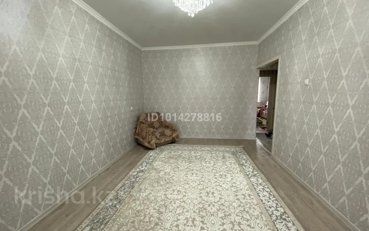 3-комнатная квартира · 65 м² · 4/5 этаж, мкр Аса 16 за 18.5 млн ₸ в Таразе — фото 2
