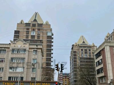 2-комнатная квартира, 76 м², 11/16 этаж, Республики за 39 млн 〒 в Астане, Алматы р-н