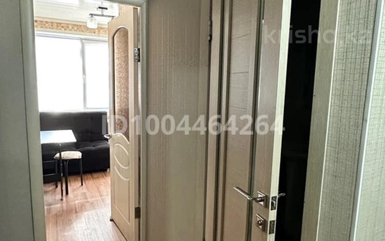1-бөлмелі пәтер · 38.4 м² · 2/9 қабат, мкр Юго-Восток, Карбышева 2 — КарГУ университетская, бағасы: 16 млн ₸ в Караганде, Казыбек би р-н — фото 4