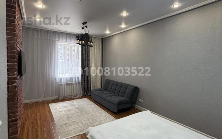1-комнатная квартира · 40 м² · 4/9 этаж, Кабанбай батыра 29/2 за 13 900 ₸ в Астане, Нура р-н — фото 19