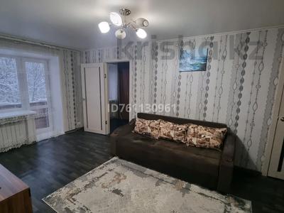 2-бөлмелі пәтер · 42 м² · 3 қабат · ай сайын, Семёновой, бағасы: 150 000 〒 в Риддере