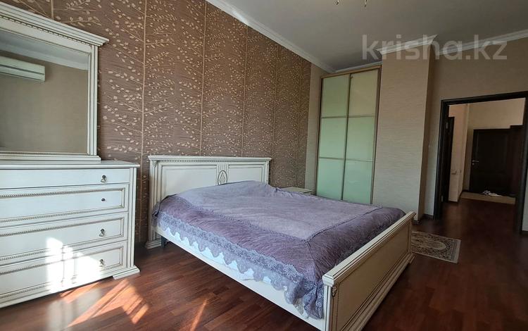 3-комнатная квартира · 95 м² · 14/18 этаж, Курмангазы 145 за 550 000 ₸ в Алматы, Алмалинский р-н — фото 3
