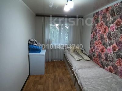 3-комнатная квартира · 62.5 м² · 2/5 этаж, Майкудук, 16й микрорайон 47 за 16 млн ₸ в Караганде, Алихана Бокейханова р-н