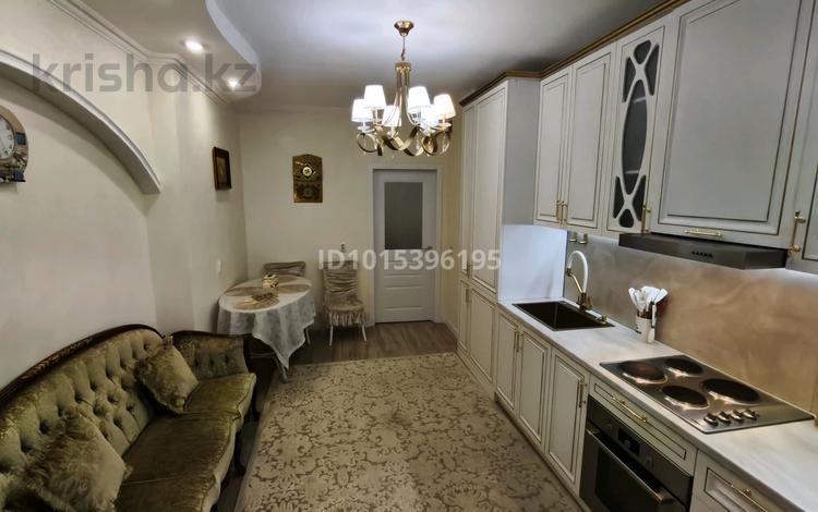2 бөлме · 65 м² · 13/17 қабат, Абылай хана 5/2, бағасы: 150 000 ₸ в Астане, Алматы р-н — фото 2
