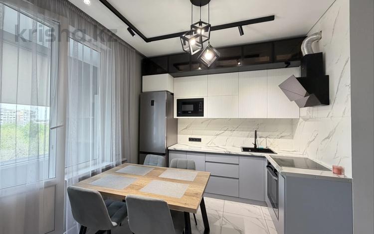 2-бөлмелі пәтер · 65 м² · 4/12 қабат, Каныша Сатпаева — Полноценно-двухкомнатная, бағасы: 400 000 ₸ в Алматы, Бостандыкский р-н — фото 2
