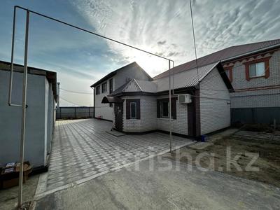 Отдельный дом • 4 комнаты • 204.4 м² • 13 сот., Тумарлы 11 за 64 млн 〒 в Атырау