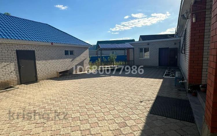 Жеке үй · 5 бөлме · 198 м² · 7 жүзд., Арыс 991 — Акжол, бағасы: 37 млн ₸ в Актобе, жилой массив Заречный-3 — фото 60