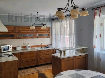 3-бөлмелі пәтер · 80 м² · 5/5 қабат, Самал-1 ш/а. 17, бағасы: 450 000 ₸ в Алматы, Медеуский р-н