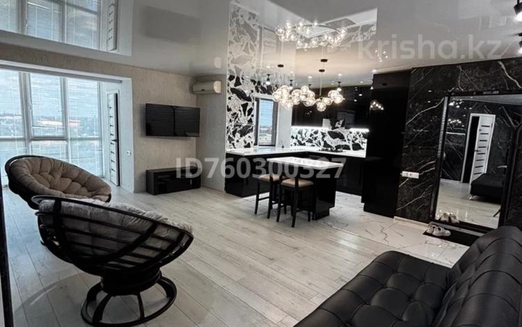 3-комнатная квартира · 75 м² · 9/9 этаж, Курмангазы 154 — Магазин ,,Школьник,, кафе ,,Балтика,,,СШ 7,… за 330 000 〒 в Уральске, мкр Школьник — фото 29