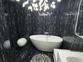 2-бөлмелі пәтер · 80 м² · 9/9 қабат, Курмангазы 154 — Магазин ,,Школьник,, кафе ,,Балтика,,,СШ 7,…, бағасы: 290 000 ₸ в Уральске, мкр Школьник — фото 17