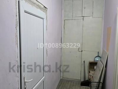 2-комнатная квартира · 53 м² · 1/5 этаж, 6 мкр 16 за 8.5 млн ₸ в Жанатасе