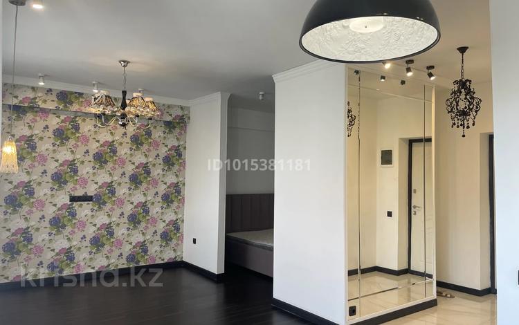 1-комнатная квартира · 43 м² · 9/10 этаж, мкр Шугыла 12/3 за 200 000 ₸ в Алматы, Наурызбайский р-н — фото 2