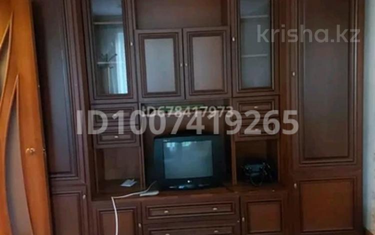 1-комнатная квартира · 32 м² · 2/5 этаж, Володарский 17 за 110 000 ₸ в Шымкенте, Аль-Фарабийский р-н — фото 2