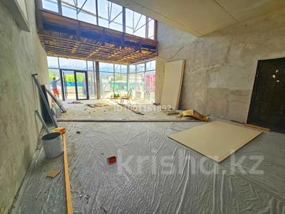 Свободное назначение, магазины и бутики, общепит, салоны красоты, фитнес и спорт, образование, развлечения, студии · 55 м² за 1.4 млн 〒 в Алматы, Наурызбайский р-н