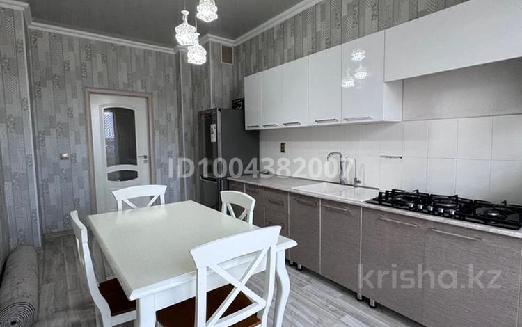 2-комнатная квартира · 75 м² · 6/12 этаж, мкр Нурсат 2, Астана 19 — Шаяхметова за 250 000 ₸ в Шымкенте, Каратауский р-н — фото 2
