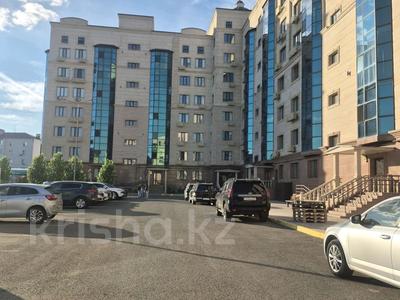 3-бөлмелі пәтер · 110 м² · 6/8 қабат, Кадыра Мырза Али 16, бағасы: 77 млн ₸ в Уральске