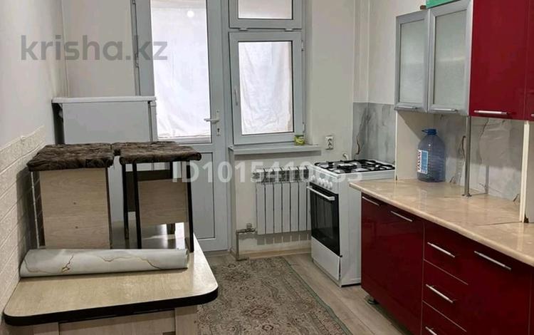 1-комнатная квартира · 40 м², мкр Акжайык, Толеметова 69/41 — Толеметова//отоегенова за 140 000 ₸ в Шымкенте, Абайский р-н — фото 2