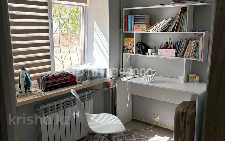 2-комнатная квартира · 43.3 м² · 1/4 этаж, Абая 20 — Находится возле Fix price бывший пирамида биллиардный, дом бывший Авиа за 12 млн ₸ в Балхаше — фото 7