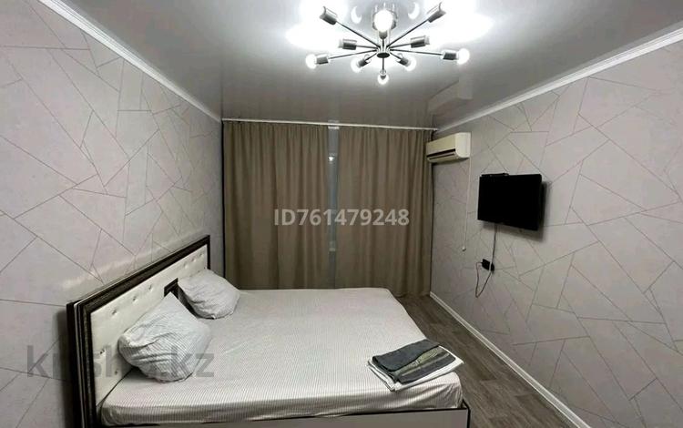 1-комнатная квартира · 33 м² · 3/5 этаж, Авангард 53 — Мечта, дом миллион за 10 000 〒 в Атырау, мкр Авангард-3 — фото 2