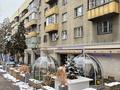 2-бөлмелі пәтер · 48 м² · 2/5 қабат, Панфилова — Кабанбай батыра, бағасы: 330 000 ₸ в Алматы, Алмалинский р-н — фото 14