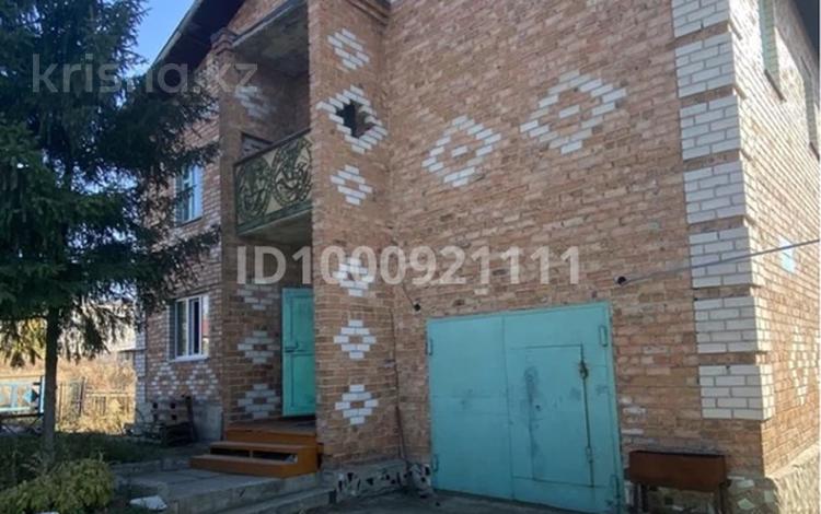 Жеке үй · 7 бөлме · 300 м² · 10 сот., Васильковая 117 — П. Радужный, бағасы: 48 млн ₸ в Усть-Каменогорске — фото 2