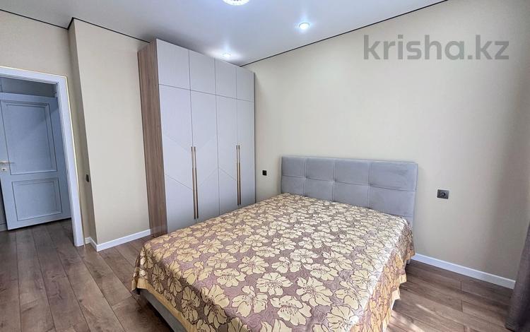 2-комнатная квартира · 60 м² · 8/9 этаж, мкр Нурсая, Абулхайр-хана 69/5 за 370 000 ₸ в Атырау — фото 2