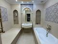 5-комнатная квартира · 220 м² · 1/2 этаж, мкр Горный Гигант, Жамакаева 256а за 350 млн ₸ в Алматы, Медеуский р-н
