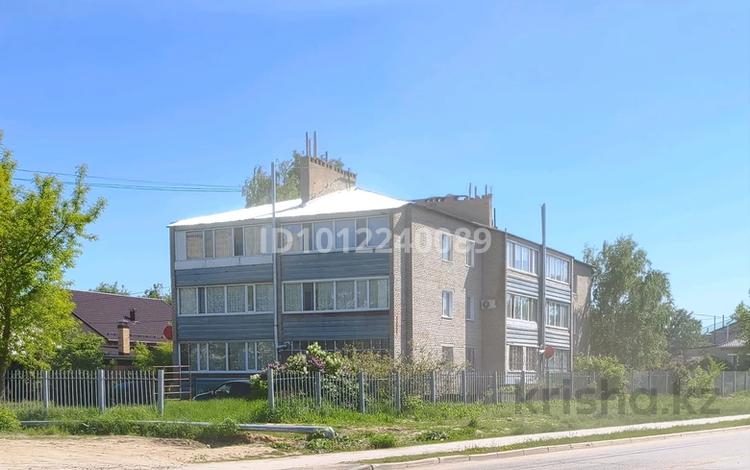 3-бөлмелі пәтер · 58.5 м² · 2/3 қабат, Микрорайон Дорожник 33, бағасы: 22.5 млн ₸ в Затобольске (Тобыле) — фото 2