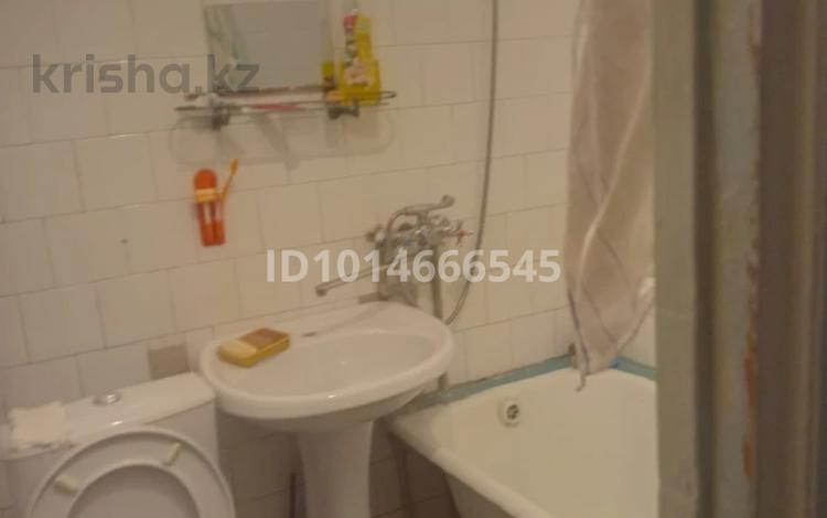 3-бөлмелі пәтер · 59 м² · 5/5 қабат, 12-шағынаудан 215а, бағасы: 25 млн ₸ в Шымкенте, Енбекшинский р-н — фото 2