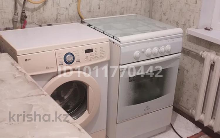 1-бөлмелі пәтер · 33 м² · 1/5 қабат, 18-й мкр. 19, бағасы: 14.5 млн ₸ в Шымкенте, Енбекшинский р-н — фото 2
