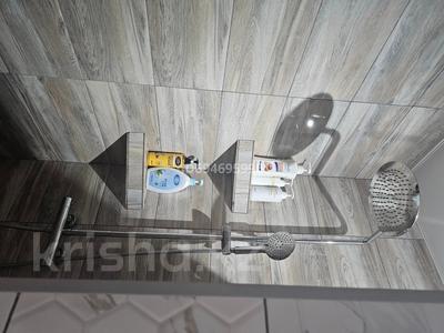 Пәтерлер в Атырауской обл.: 3-бөлмелі пәтер · 90 м² · 4/5 қабат, Сатпаева 21а, бағасы: 58 млн 〒 3-бөлмелі пәтер · 90 м² · 4/5 қабат, Сатпаева 21а, бағасы: 58 млн 〒 в Атырау, мкр Авангард-4