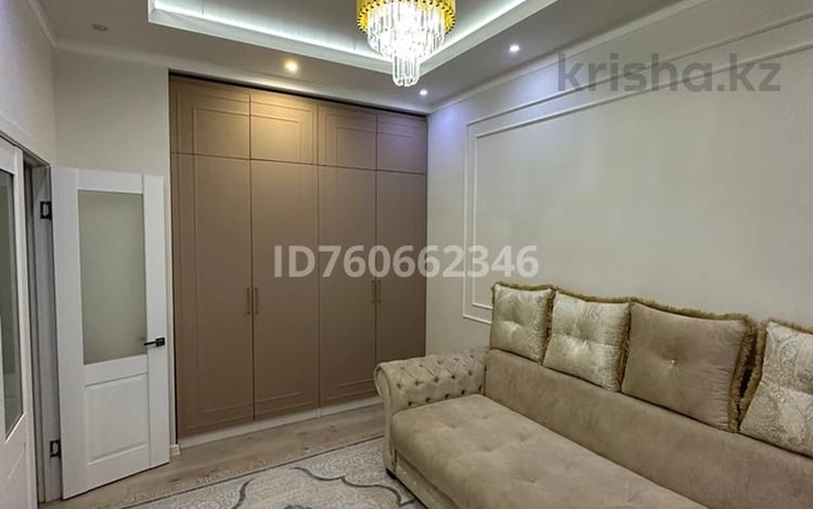 1-комнатная квартира · 40 м² · 2/12 этаж, Шамши Калдаякова 17 — Нажмиденова за 230 000 ₸ в Астане, Алматы р-н — фото 2
