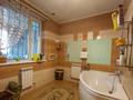 Отдельный дом · 4 комнаты · 210 м² · 9 сот., мкр Кунгей 6 — Карибжанова и Ондасынова за 58 млн ₸ в Караганде, Казыбек би р-н — фото 13