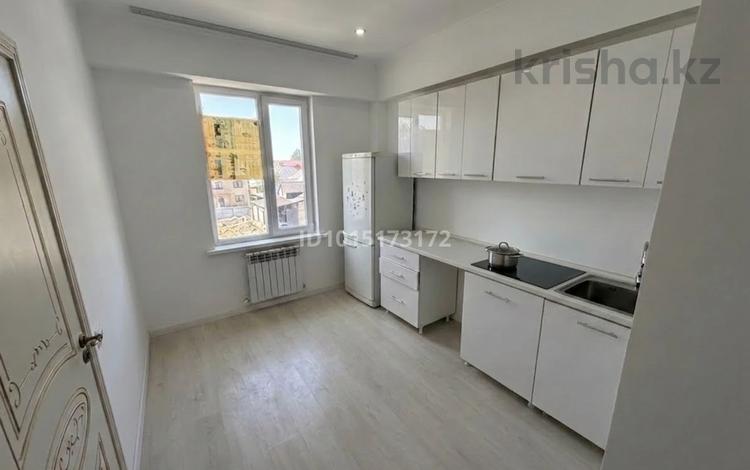 2-бөлмелі пәтер · 35.2 м² · 3/3 қабат, Бирлик 11 — Рядом с Aport Mall West. на границе между Алматы, микрорайоном Теректы и Иргели, бағасы: 18.5 млн ₸ — фото 7
